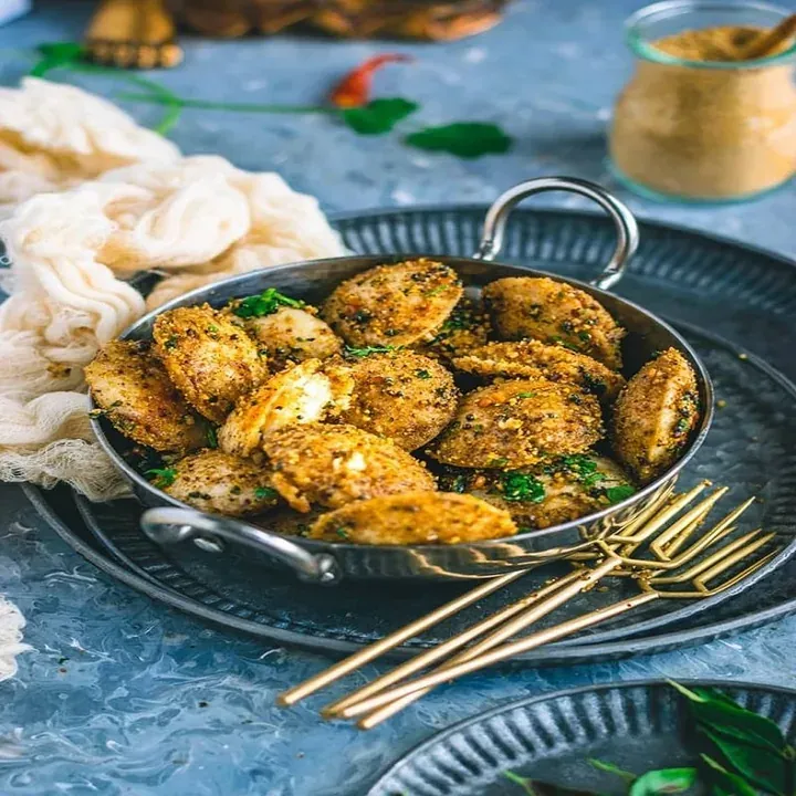 Masala idli tossed in spices, made from Goodli batter